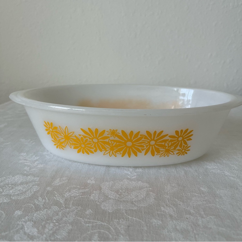 Vintage Glasbake 1 QT. White and Yellow Floral Baking Casserole Dish - Picture 14 of 14